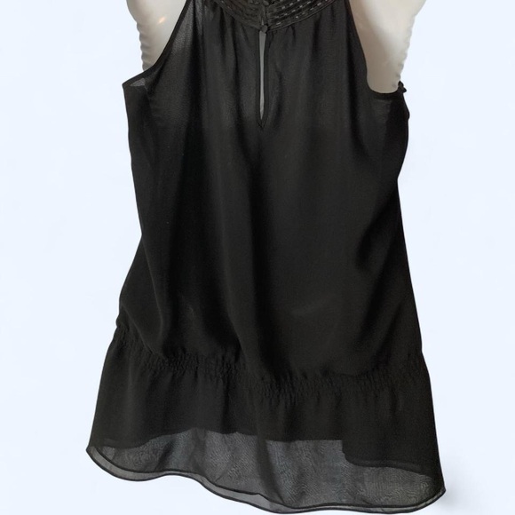 White House Black Market Black Ruffled  Sleeveless Blouse M - Picture 2 of 3